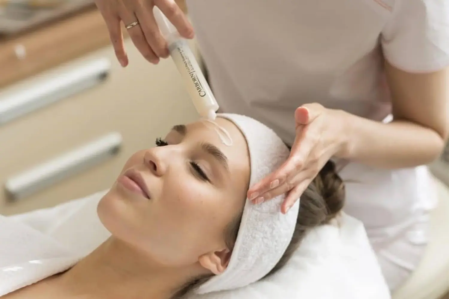 ژل کربوکسی تراپی چیست